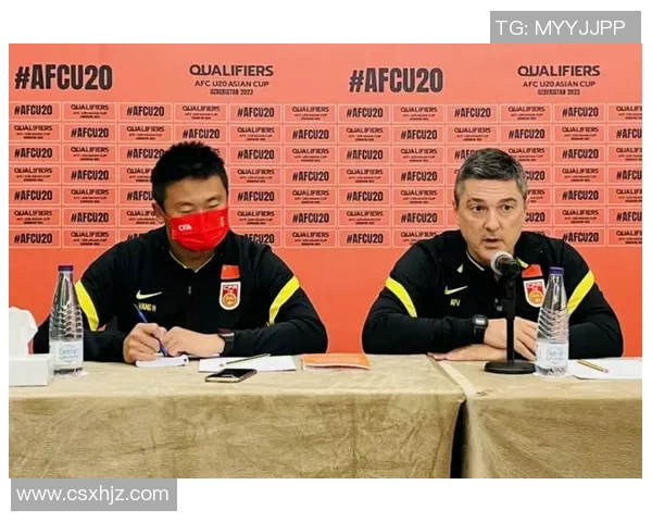 深圳足球队挑战赛点评：团队配合展现出色默契与战术执行力